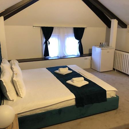 Attico Spa Κραγκούγιεβατς Εξωτερικό φωτογραφία